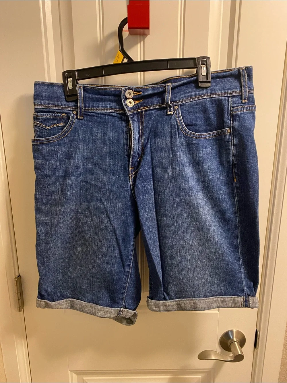 Levis Jeans Shorts 515 Bermuda Stretch Blue Denim Rolled Cuff Flap Pockets